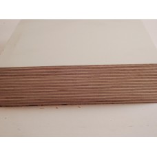 Okoume triplex deurplaat 122x250cm 40mm gegrond 80mu